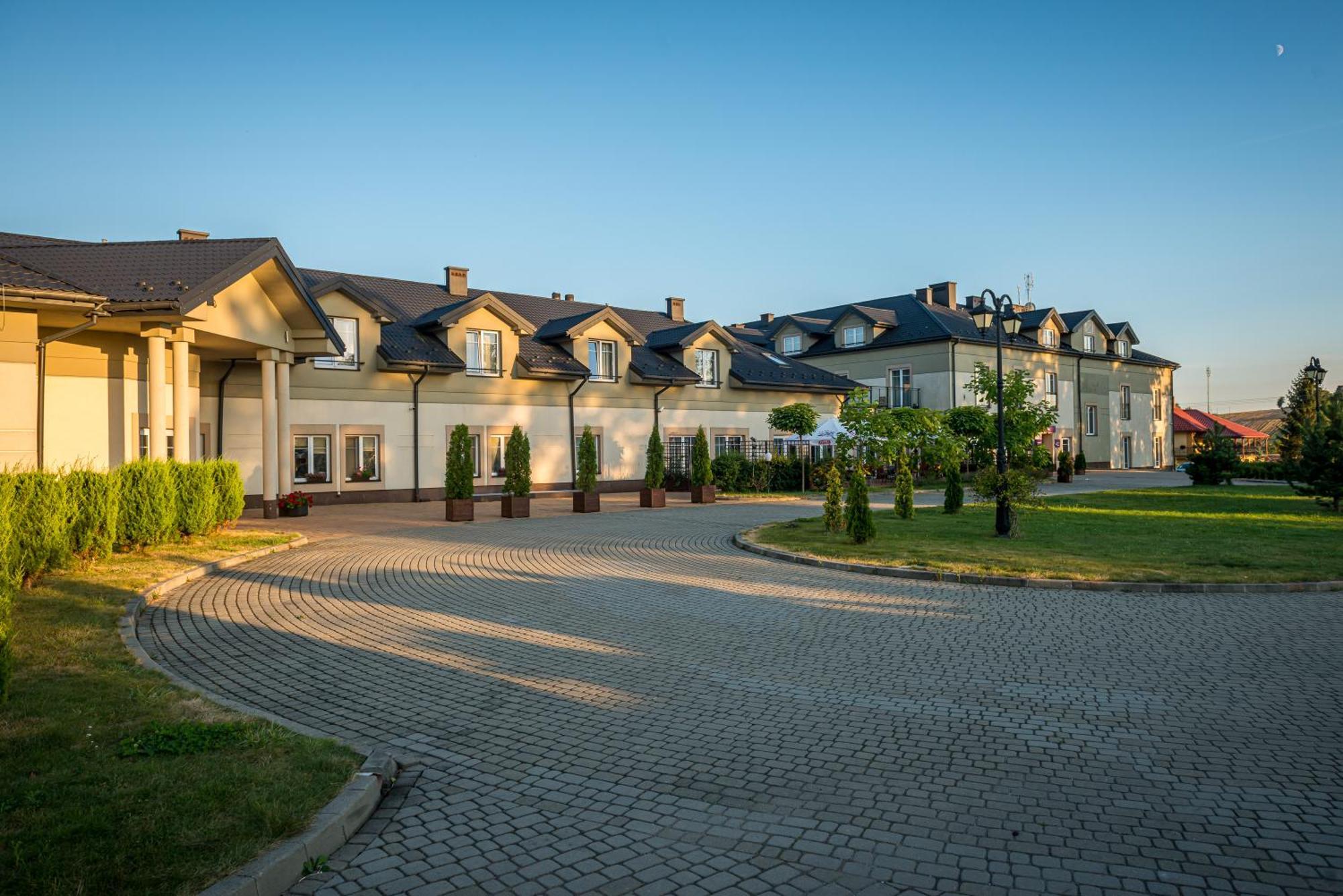 Doslonce Resort Wellnes & Farm Racławice Exterior foto